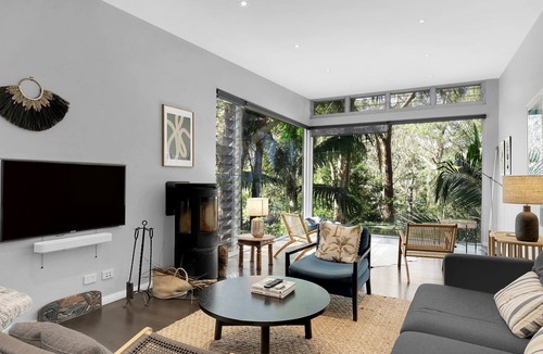 Macmasters Beach House | Luxury Beachside Treehouse