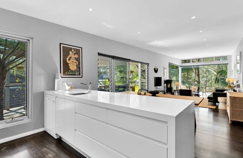 Macmasters Beach House | Luxury Beachside Treehouse