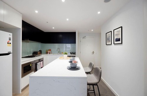 Wentworth Point Apartment | Luxury Brand-new Apt with waterside@WentworthPoint