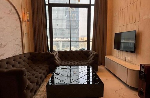 Gurugram Apartment | Luxury duplex with pool view in Gurugram stay