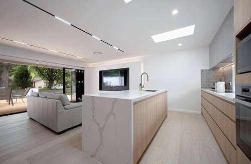 Dickson House | Luxury family home near Dickson Village