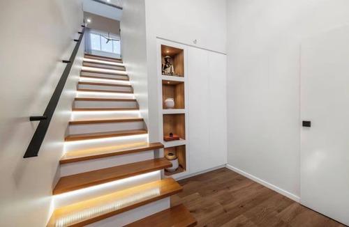 Denman Prospect House | Luxury modern house , Free parking , Pet alow