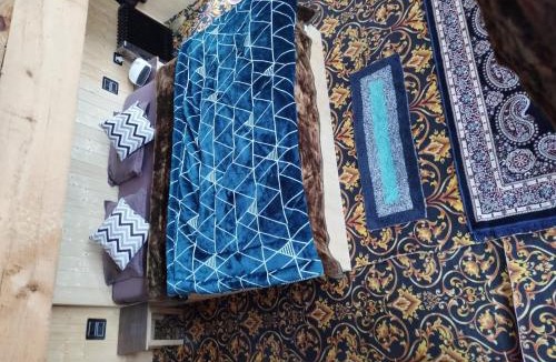 Banjar Other | Luxury Treehouse with Jacuzzi in Jibhi