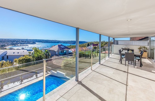 Mosman House | Luxury Villas Balmoral Bluewater (Walk to Beach)