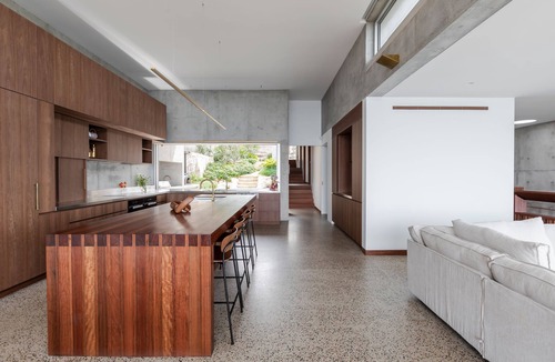 South Coogee House | Luxury Villas Bunya (Ocean Views)