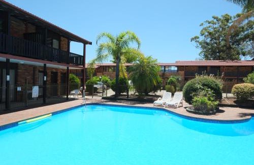 Campbelltown Hotel | Maclin Lodge Motel