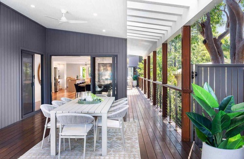 Macmasters Beach House | MacMasters: Infinity Pool & Beach