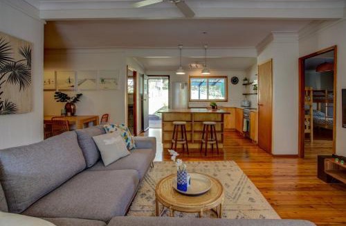 Macmasters Beach House | Macs Beach Bungalow