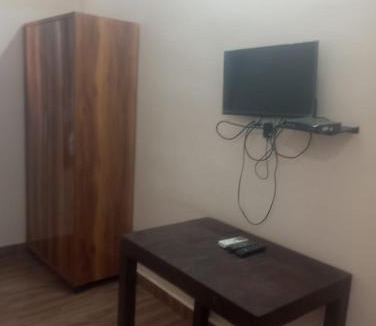 Uchiyarda Hotel | MADHAVGARH HOTEL and RESTAURANT