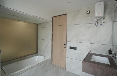 Botad Hotel | Mahadev Hotel