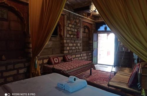 Gulab Sagar House | Maharaja King Room At Shangri-La