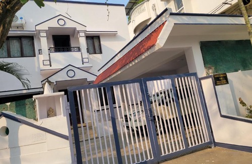 Hyderabad House | MAJESTIC MAHINDRA HILLS Heights -BR2