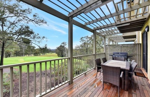 Pokolbin Villa | Malbec 3br Villa within Cypress Lakes Resort