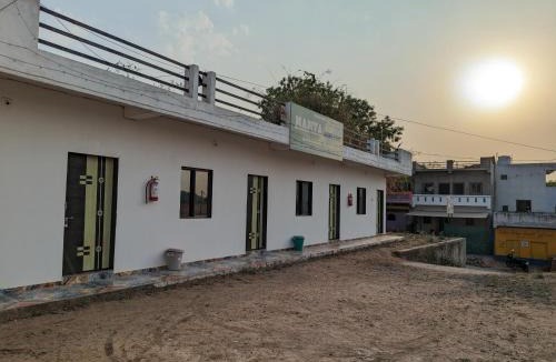 Rajpipla Hotel | Mamta Homestay