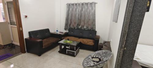 Hatkalangda House | Manchester Home Stay