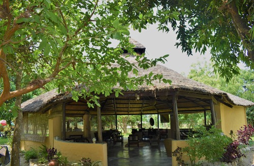 Bardia Hotel | Mango Tree Lodge