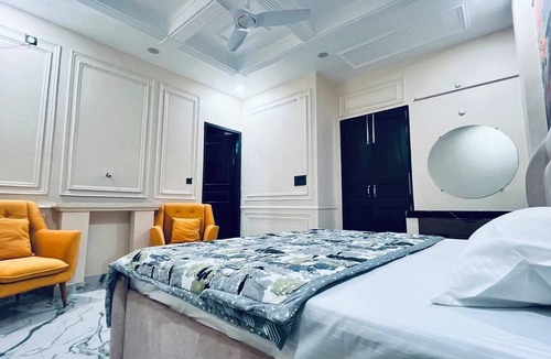 Ramnagar Hotel | Mannat Villa