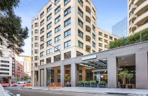 Parramatta Apartment | Mantra Parramatta Studio with Pool Access