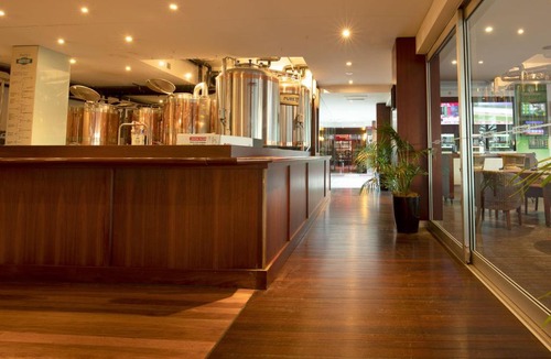 Homebush West Hotel | Markets Hotel
