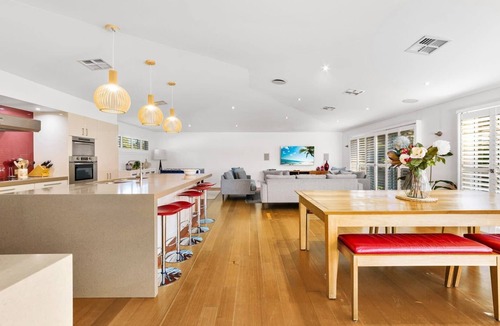 Patonga House | Marley's Retreat By Coast Holidays