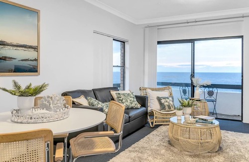 Maroubra Apartment | Maroubra Breeze - Stylish Abode 360° Ocean & Beach Views