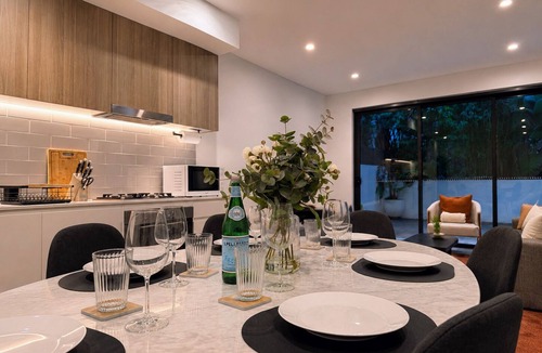 Mascot Apartment | Mascot Haven | Pet-Friendly Family Apartment w/ 2 Parking Near Sydney Airport