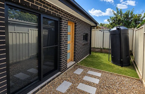 Bradbury House | Matilda’s Urban Escape 6-Min Station & Shops