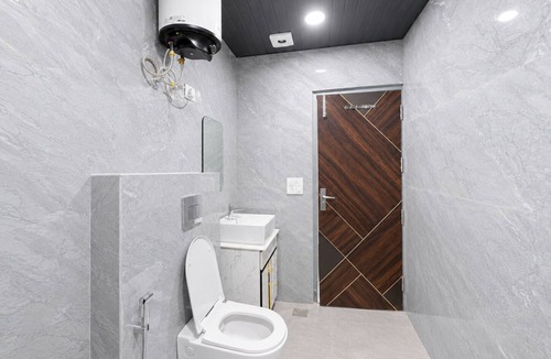 Faridabad Hotel | Mauryan Signature Hotel NHPC Metro