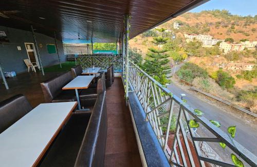Panchgani Apartment | Meera's Apartments 1