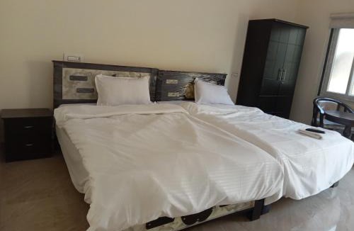 Narasaraopet Hotel | Mega Grand Rooms