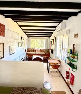 Budgewoi Villa | MELLOW TREES Lake front studio with sauna