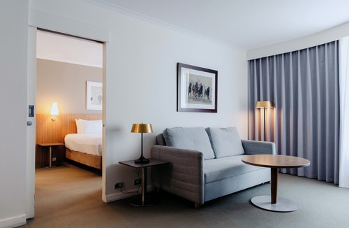 Rosehill Hotel | Mercure Sydney Parramatta