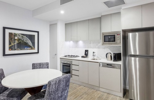 Mascot Apartment | Meriton Suites Mascot Central