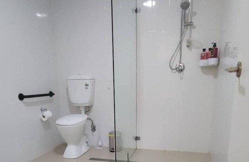Merrylands Apartment | Merrylands Hidden Gem! One Bedroom Apartment