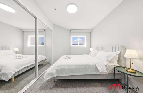 Cronulla Apartment | MetaWise BNB Modern 1Bed in Central Cronulla 6