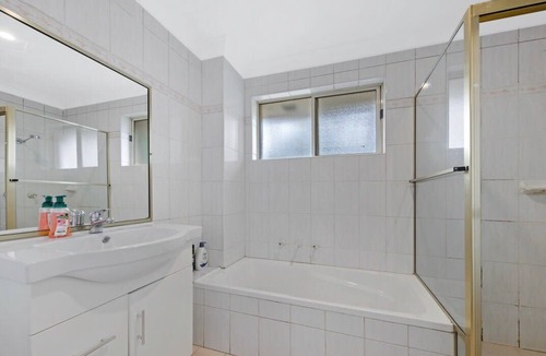 Parramatta Apartment | MetaWise Parramatta Chic and Comfortable Two Bed