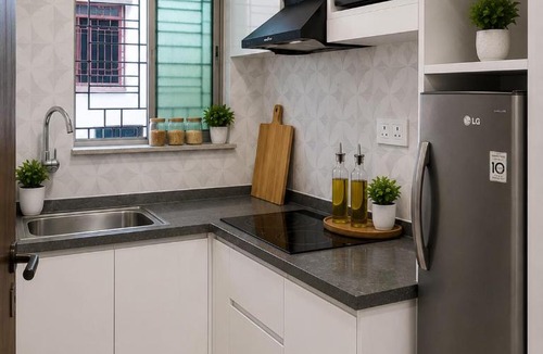 Kolkata Apartment | Metro Stay