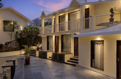Udaipur District Resort | Mewar Palace Luxury Resort & Private Pool Villas Udaipur