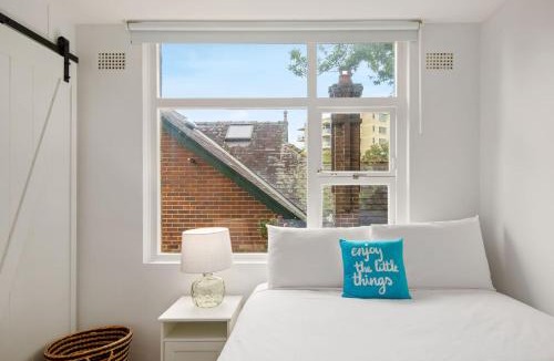 Mosman Apartment | Minimalist Mosman - Essential Stay near Beach & Zoo