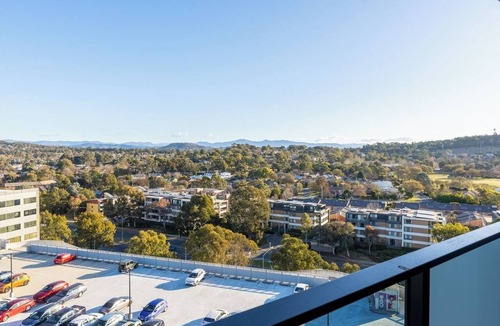 Phillip Apartment | Modern 1-Bedroom Apartment | Phillip Canberra