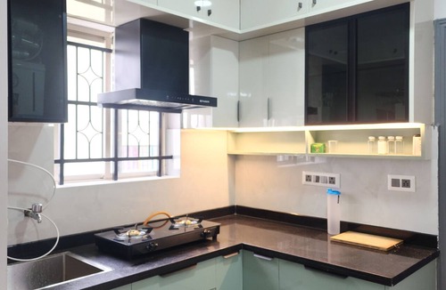 JP Nagar Apartment | Modern 2 Bed Apartment near Bannergatta Road. 5 minutes to Apollo Hospital