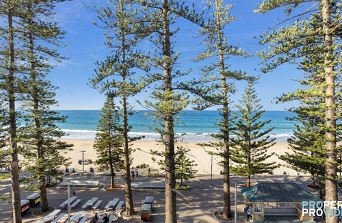 Manly Apartment | Modern 2 Bed Apartment - Manly Beach Views