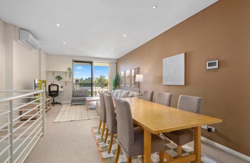 Silverwater Apartment | Modern 2BR Stay near Olympic Park with Pool Gym Parking