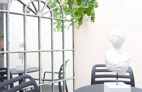 Lewisham Apartment | Modern and Cosy Inner West Apartment