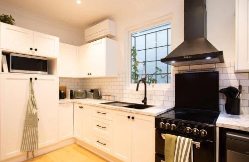 Zetland House | Modern & Cozy 3BR Terrace in Zetland