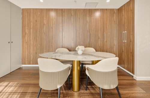 Gladesville Apartment | Modern Ground-Level 2BR Apartment in Gladesville