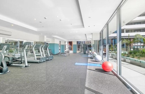 Macquarie Park Apartment | Modern, new 2 bed in the heart of Macquarie Park