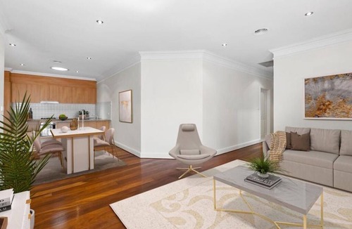 Turner Apartment | Modern, Stylish Townhouse in Turner – Walk to Cafés, Parks & Canberra City