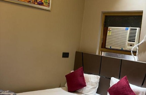 Panipat Hotel | Moon Stays Newly Build I Couple Friendly I Panipat
