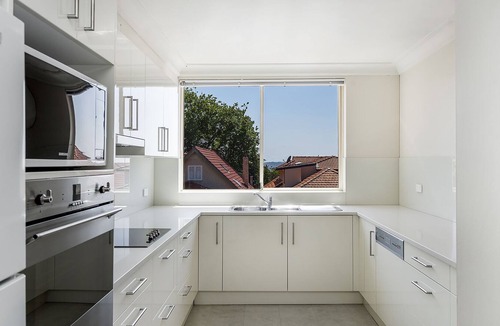 Mosman Apartment | Mosman Abode Furnished Apartment - Central Mosman Location